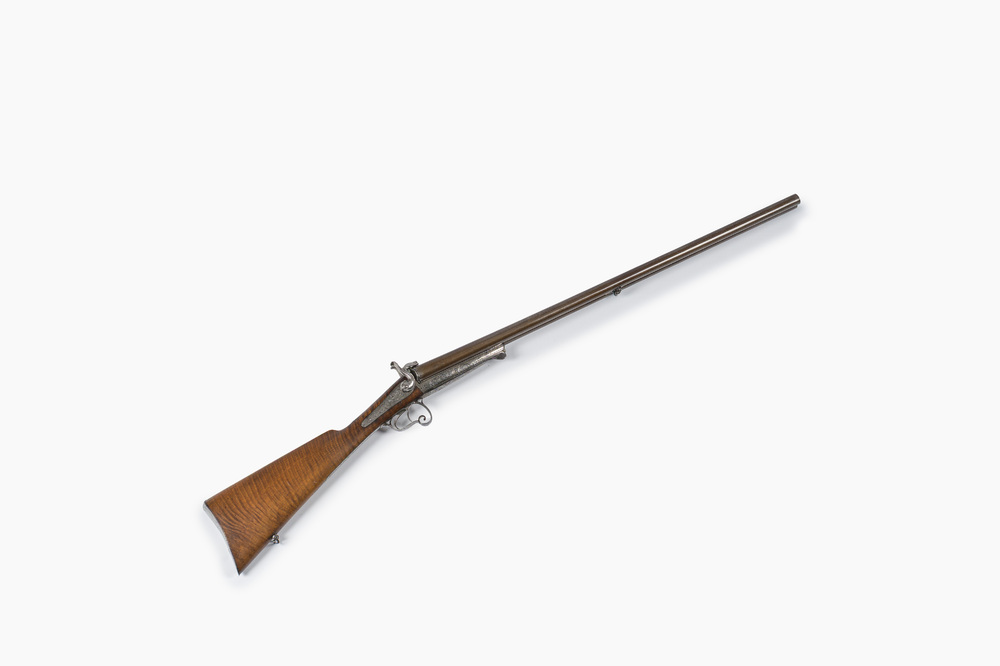 Fusil de chasse &agrave; double canon damass&eacute; avec d&eacute;cor floral grav&eacute;, France, 19&egrave;me si&egrave;cle