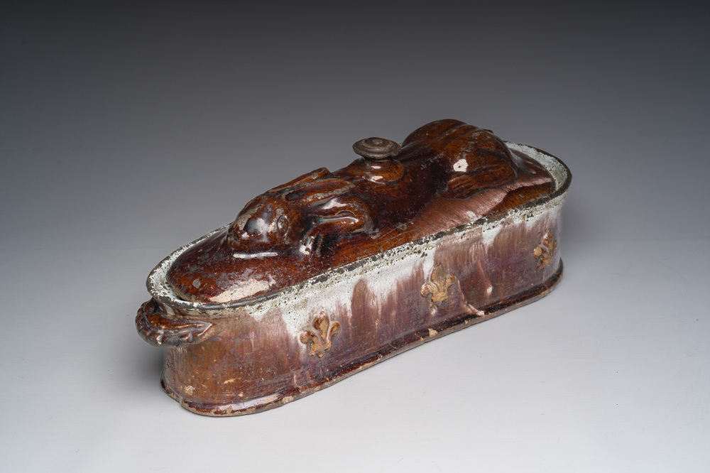 A brown-glazed pottery tureen for hare's p&acirc;t&eacute;, west of France, 19th C.