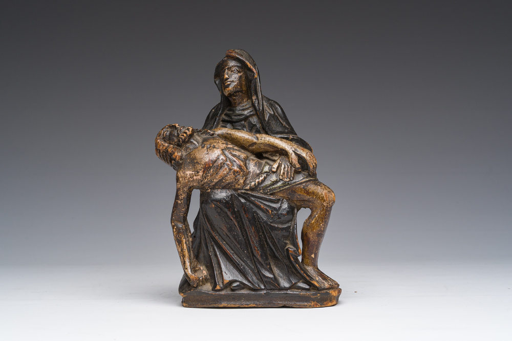 Pi&eacute;ta en bois sculpt&eacute; et patin&eacute;, Espagne, fin du 18&egrave;me si&egrave;cle