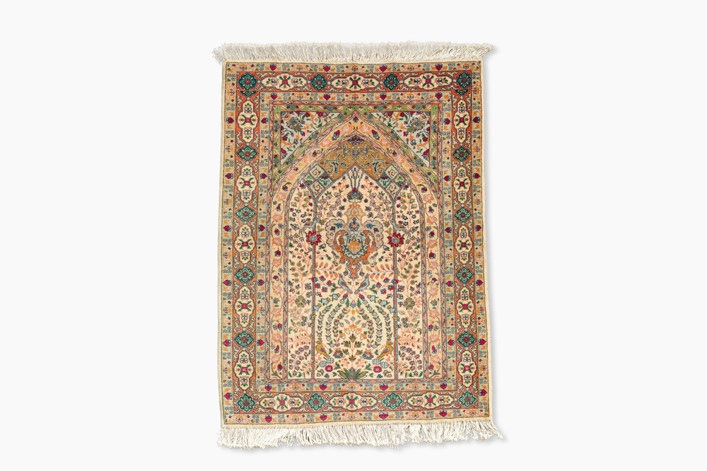 A Persian Tabriz carpet with floral decoration, Mahneb, wool on cotton, 20th C.