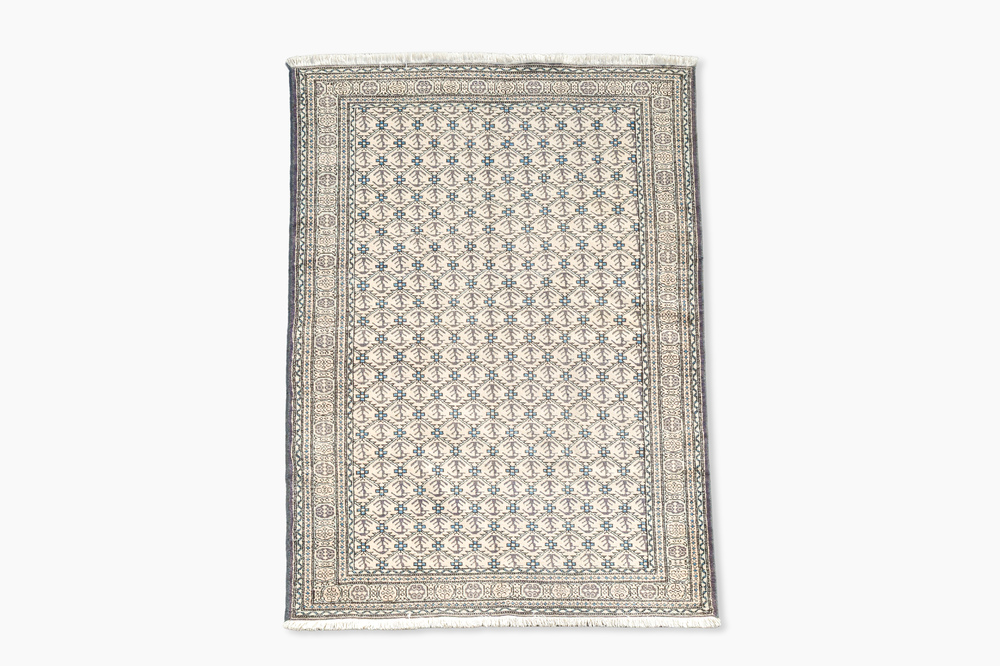 Tapis oriental &agrave; d&eacute;cor g&eacute;om&eacute;trique, laine sur coton, Turkm&eacute;nistan, 20&egrave;me si&egrave;cle