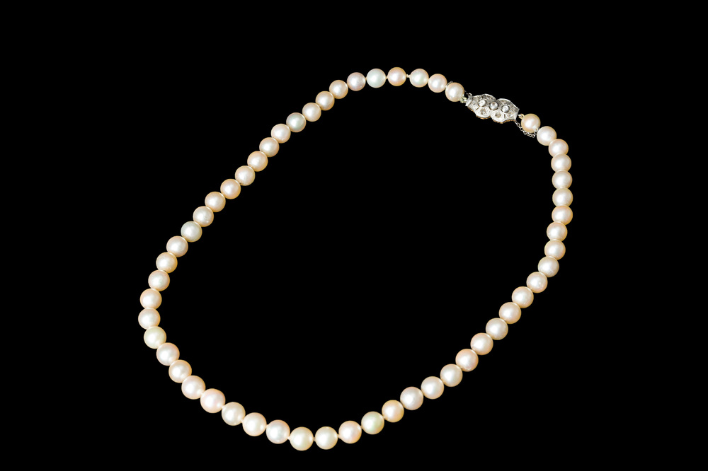 Collier de perles Akoya avec fermoir en or, 20&egrave;me si&egrave;cle
