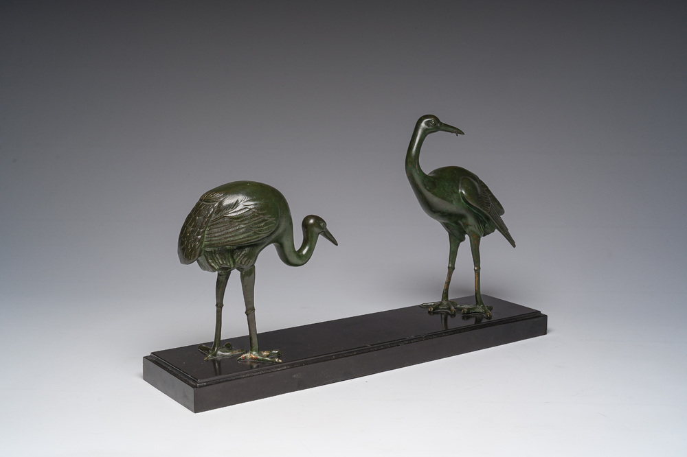 Alexandre Levasseur (19&egrave;me/20&egrave;me si&egrave;cle): Sculpture Art D&eacute;co de Deux &eacute;chassiers, bronze &agrave; patine verte reposant sur une base en marbre noir