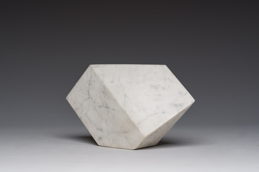 Jef Mouton (1952): 'Evenwicht', marble, (1982)