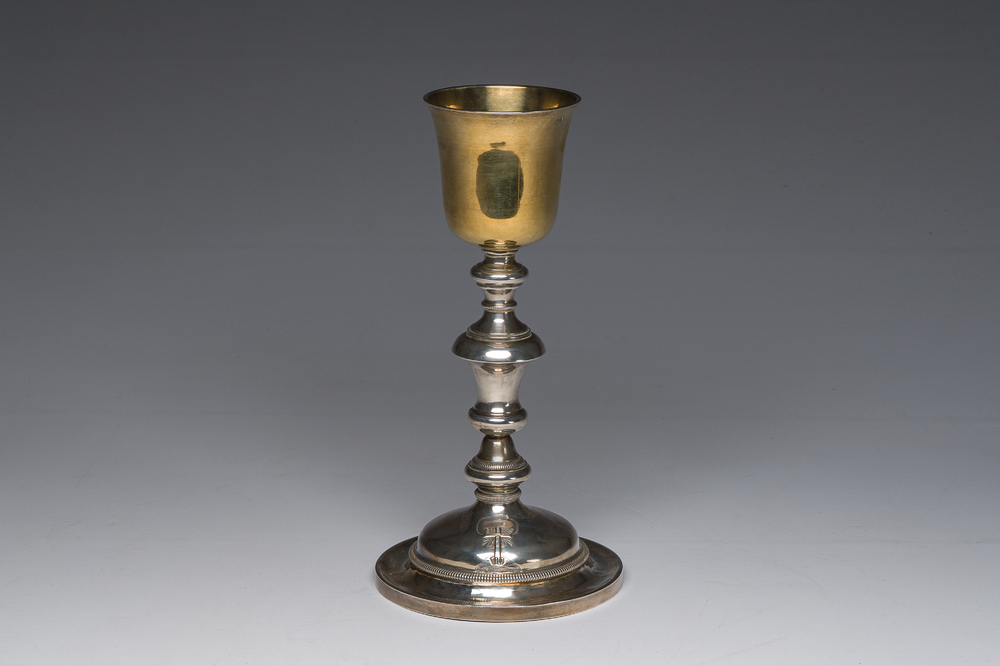 Calice en argent partiellement dor&eacute; de style baroque, poin&ccedil;on d'orf&egrave;vre Alexandre Thierry, France, 19&egrave;me si&egrave;cle