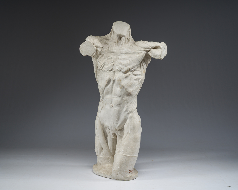 A tall plaster anatomical '&eacute;corch&eacute;' torso, 19th/20th C.