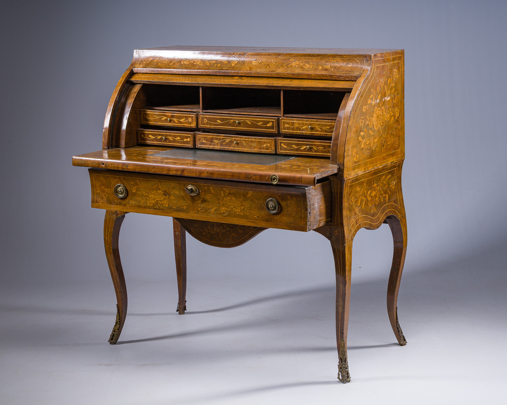 A Dutch bronze mounted wooden ladies' desk with floral marquetry, 19th C.
