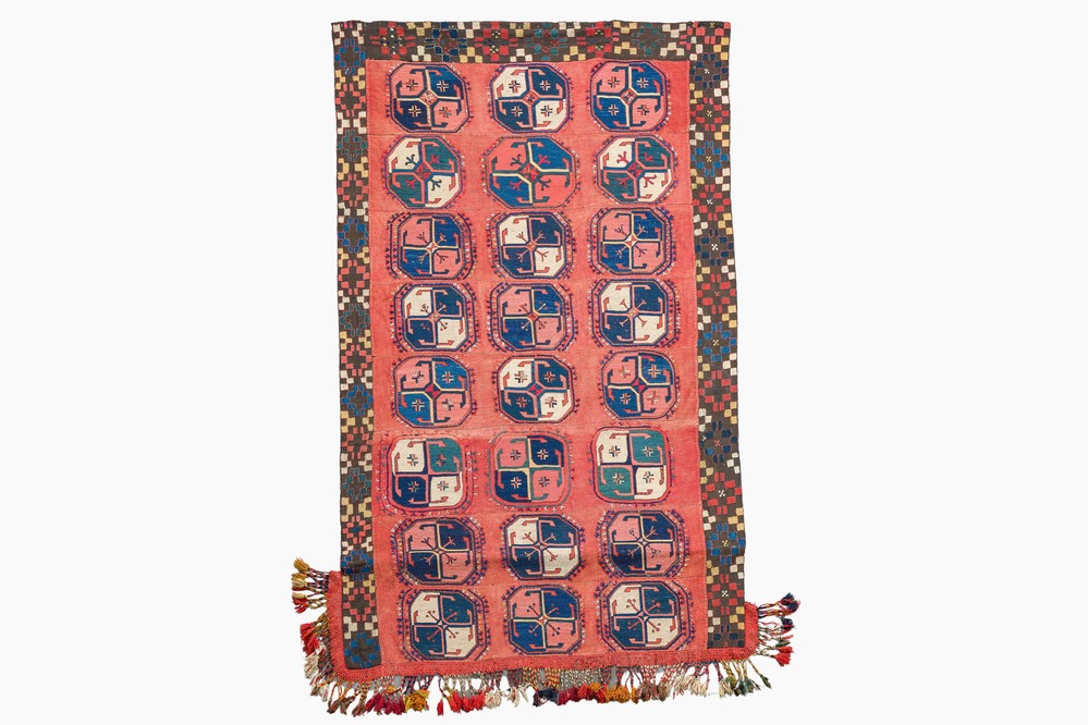 An Uzbek wool Lakai Kelim (Kilim) rug with geometric design, ca. 1900