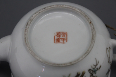 A Chinese porcelain famille rose tea pot, 19th C.