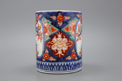 Pot &agrave; pinseaux d&eacute;cor Imari, Japon, 19e