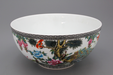A large Chinese porcelain bowl, Republic, 20th C.