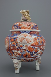 A large Japanese Imari koro, 19th C.