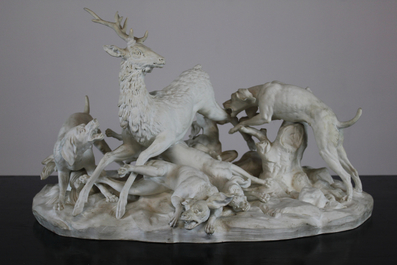 Important groupe en biscuit de S&egrave;vres, "La Chasse aux Cerfs", 19e