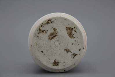 Vase rouleau en porcelaine de chine bleu et blanc, dynastie Ming