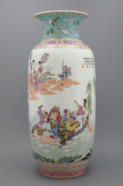 An impressive Chinese porcelain famille rose rouleau vase, Republic, 20th C.