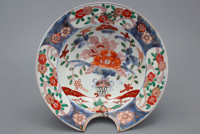Bol &agrave; barbe d&eacute;cor Imari, Japon, 18e-19e