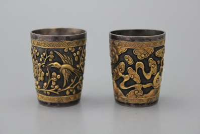 Paire de coupes &agrave; vin en argent rehauss&eacute; d'or, Chine, ca. 1900