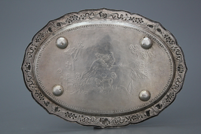 Pr&eacute;sentoir et gobelets en argent, Chine, 19e