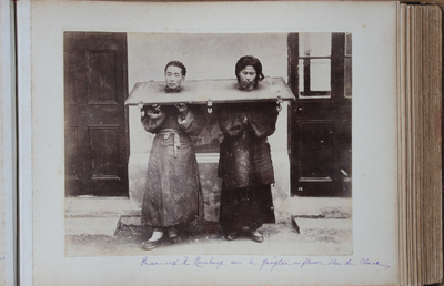 Exceptionnel album de photographies de Chine, 19e, ca. 1897