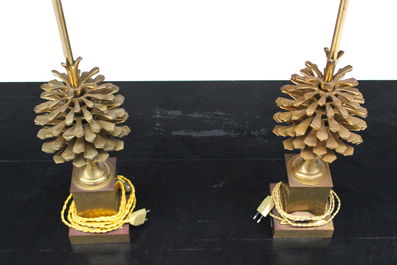Paire de lampes en bronze, mod&egrave;le "Pomme de pin", Maison Charles &agrave; Paris, ca. 1950