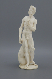 Figure d' Apollon en ivoire sculpt&eacute;, prob. Italien 17/18e