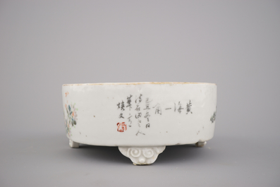 Coupe ovale sur pied en porcelaine de Chine, style Qianjiang, d&eacute;but 20e