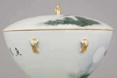 R&eacute;cipient &agrave; nourriture chaude en porcelaine de Chine, style Deng Bishan, 19e-20e
