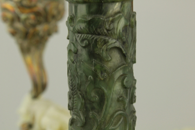 Impressionant chandelier chinois en argent et jade incrust&eacute; de turquoise et corail, 19e