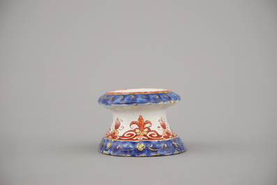Sali&egrave;re en fa&iuml;ence de Delft dor&eacute;, Pieter Adriaensz Kocx, De Grieksche A, 1705-1720