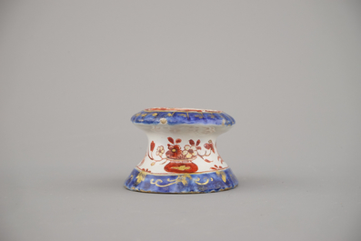Sali&egrave;re en fa&iuml;ence de Delft dor&eacute;, Pieter Adriaensz Kocx, De Grieksche A, 1705-1720