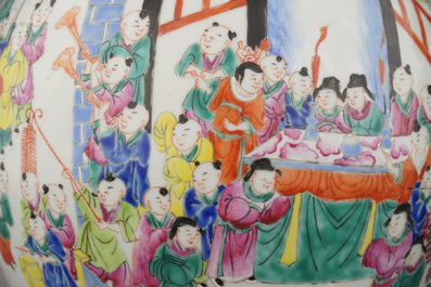Paar vazen in Chinees porselein met decor "Hundred Boys", famille rose, 19e eeuw