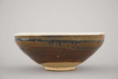 Coupe &agrave; gla&ccedil;ure noire type Cizhou, dynastie Song ou Jin du Nord, 12e-13e