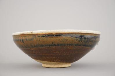 Coupe &agrave; gla&ccedil;ure noire type Cizhou, dynastie Song ou Jin du Nord, 12e-13e
