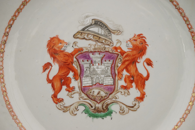 A set of 4 Chinese porcelain armorial plates, 18th C.