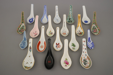 Collection de cuill&egrave;res en porcelaine de Chine, 18e-20e