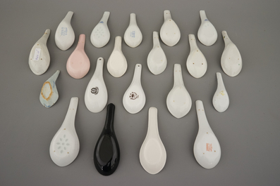 Collection de cuill&egrave;res en porcelaine de Chine, 18e-20e