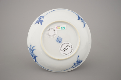 A set of 3 Chinese porcelain blue and white cups and saucers, Kangxi
