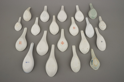 Collection de cuill&egrave;res en porcelaine de Chine, 18e-20e