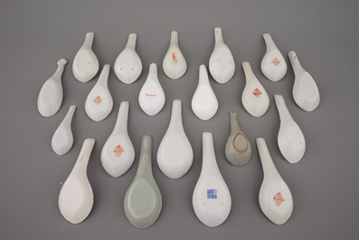 Collection de cuill&egrave;res en porcelaine de Chine, 18e-20e