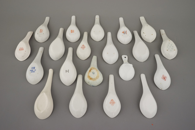 Collection de cuill&egrave;res en porcelaine de Chine, 18e-20e