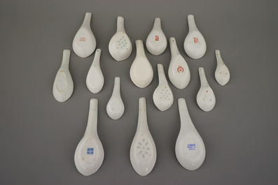 Collection de cuill&egrave;res en porcelaine de Chine, 18e-20e