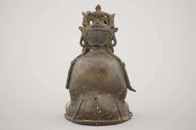 Figure chinoise de Guanyin en bronze dor&eacute;, dynastie Ming