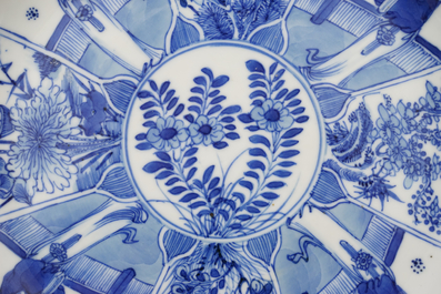 Two Chinese porcelain blue and white plates and three bowls, Kangxi and late Qing dynasty