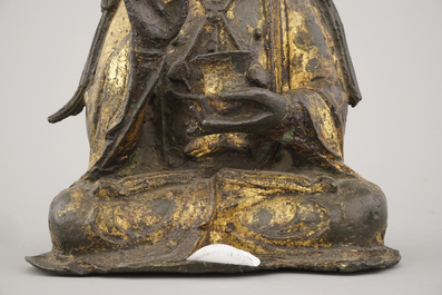 Figure chinoise de Guanyin en bronze dor&eacute;, dynastie Ming