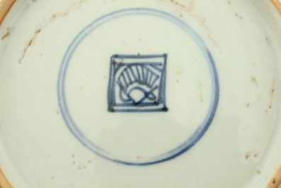 Blauw en wit bordje in Chinees porselein, Kangxi, ca 1700