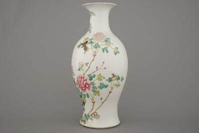 Vase en porcelaine de Chine &agrave; d&eacute;cor de caille, famille rose, Guangxu, 19e