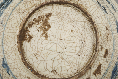 A large Chinese porcelain Ming dynasty Swatow dish, 16th C.