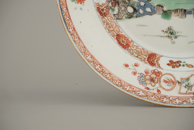 A Chinese porcelain Kakiemon style plate, Qianlong, 18th C.