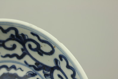 Blauw en wit bordje in Chinees porselein, Kangxi, ca 1700