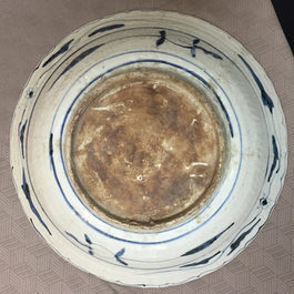 A large Chinese porcelain Ming dynasty Swatow dish, 16th C.